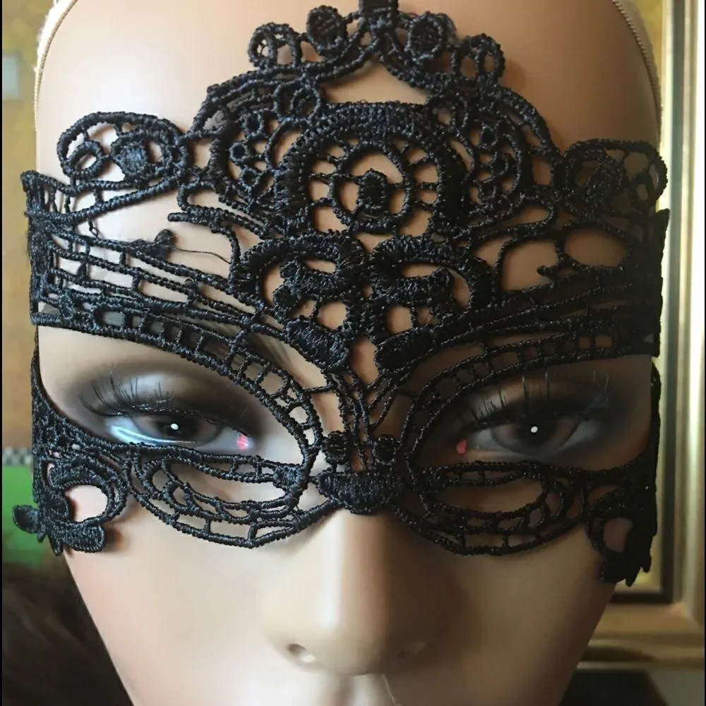 🎃 - 17 Lace Mask!